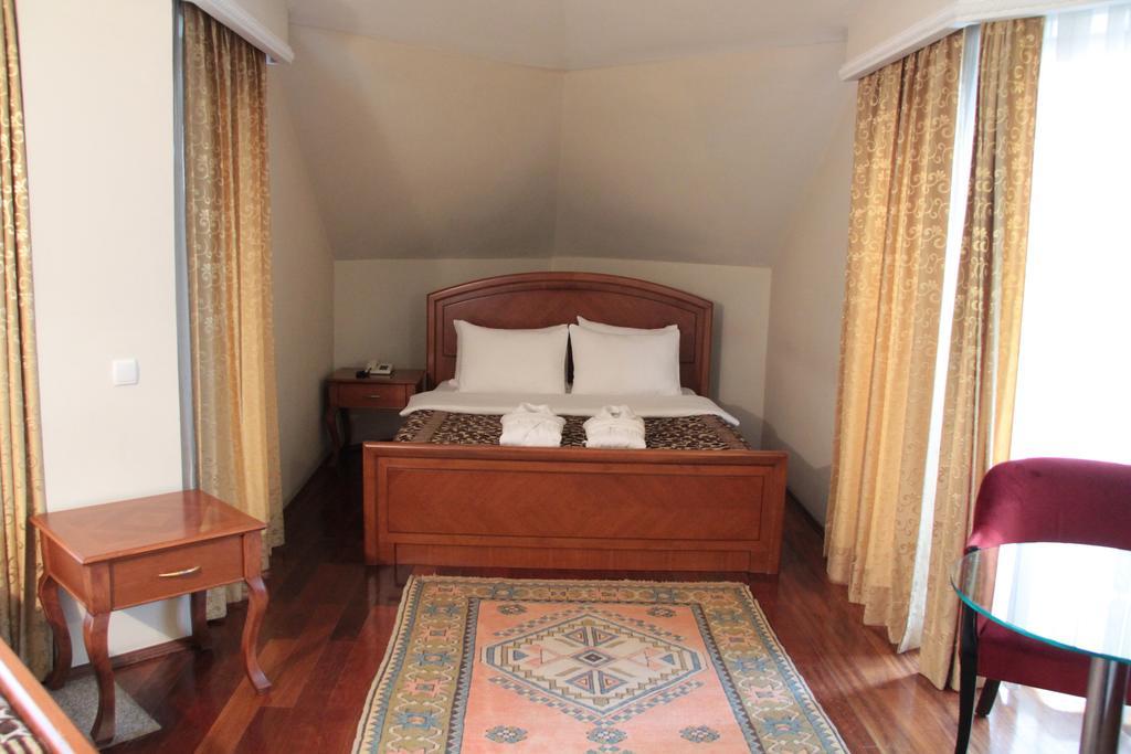 Florya Konagi Hotel Istanbul Ngoại thất bức ảnh