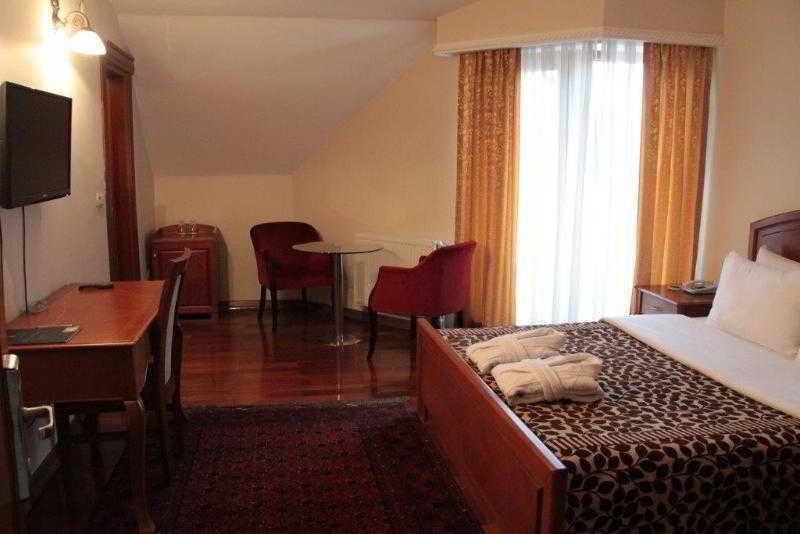 Florya Konagi Hotel Istanbul Ngoại thất bức ảnh